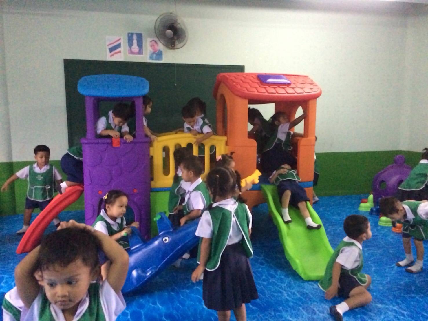 บ้านน้อย 2 ชั้น