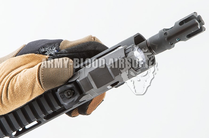 New.NE01003 Inforce Auto Pistol Light APL Tactical Weapon Light ราคาพิเศษ