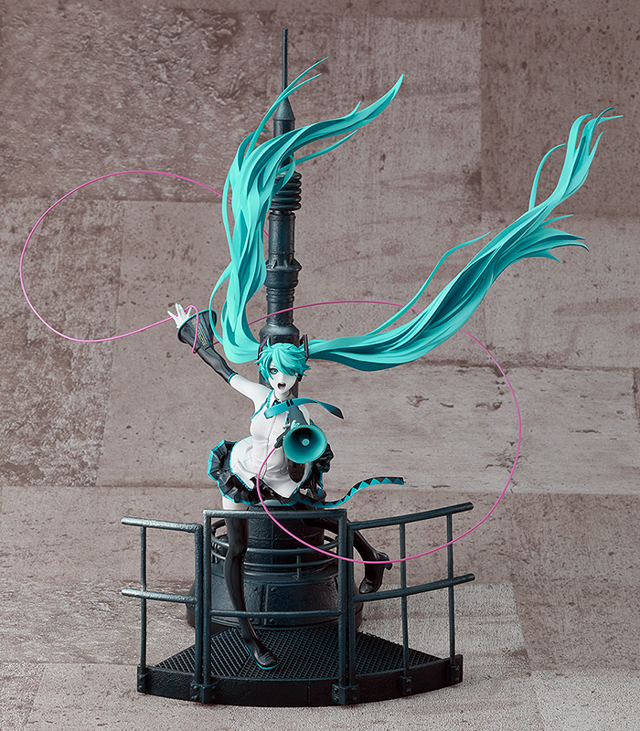 เปิดจอง : Hatsune Miku: Love is War Refined Ver. -Good Smile Company 20th Anniversary Book-