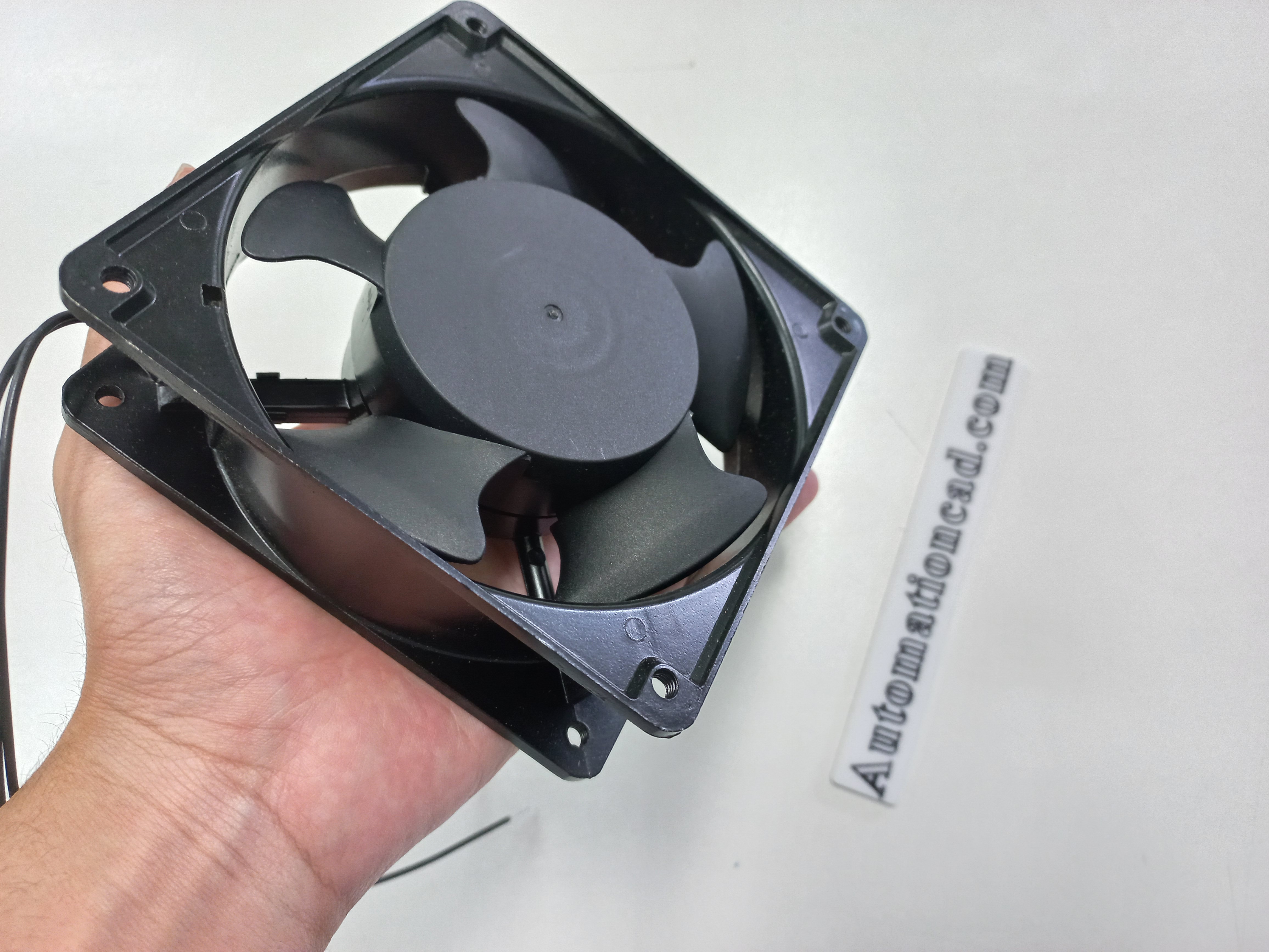 พัดลมระบายอากาศ KAKU ขนาด 4.5 นิ้ว 220-240VAC ลูกปืนแบบ Sleeve