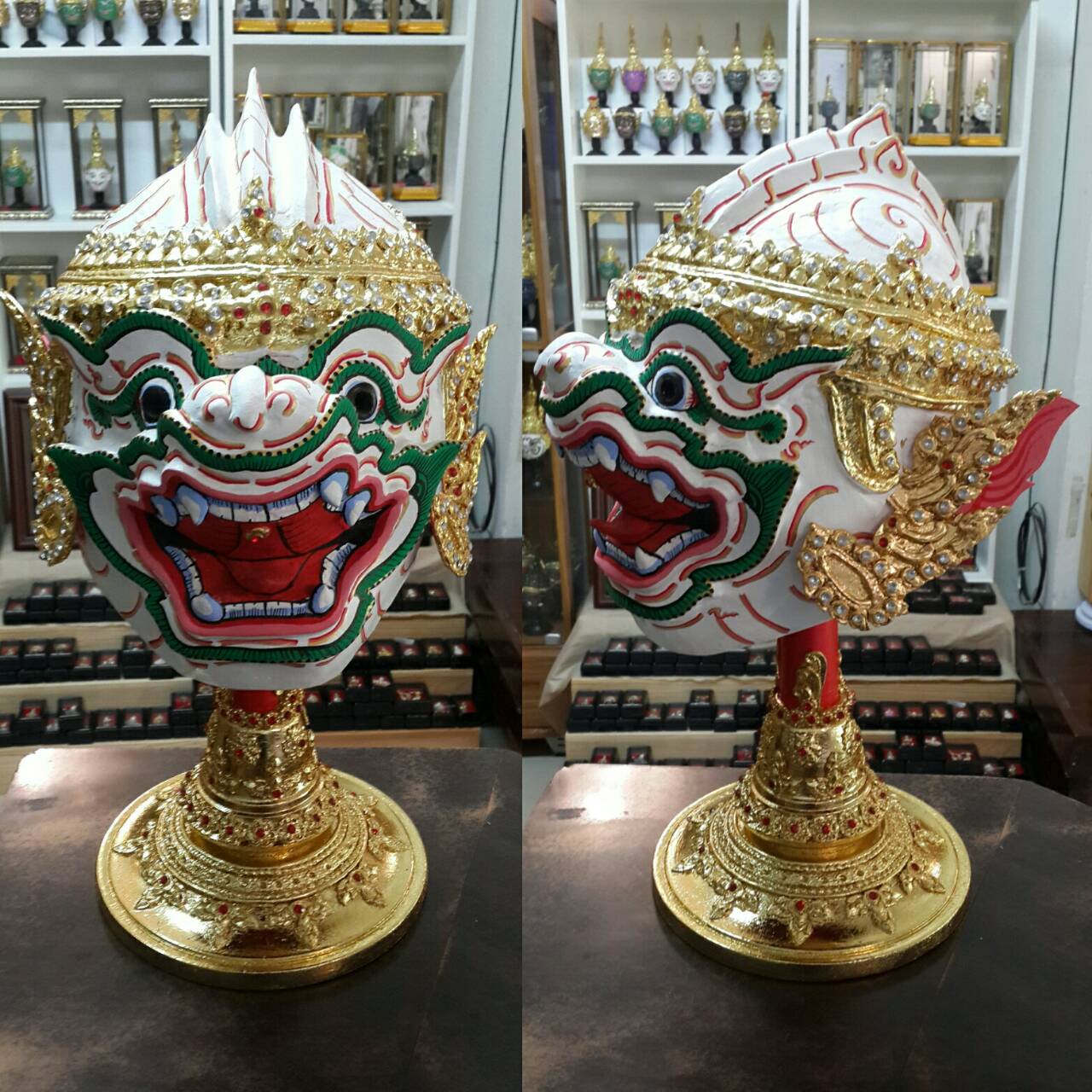 หนุมาน ขนาดสวมหัว พร้อมขาต้้งไม้สีแดง