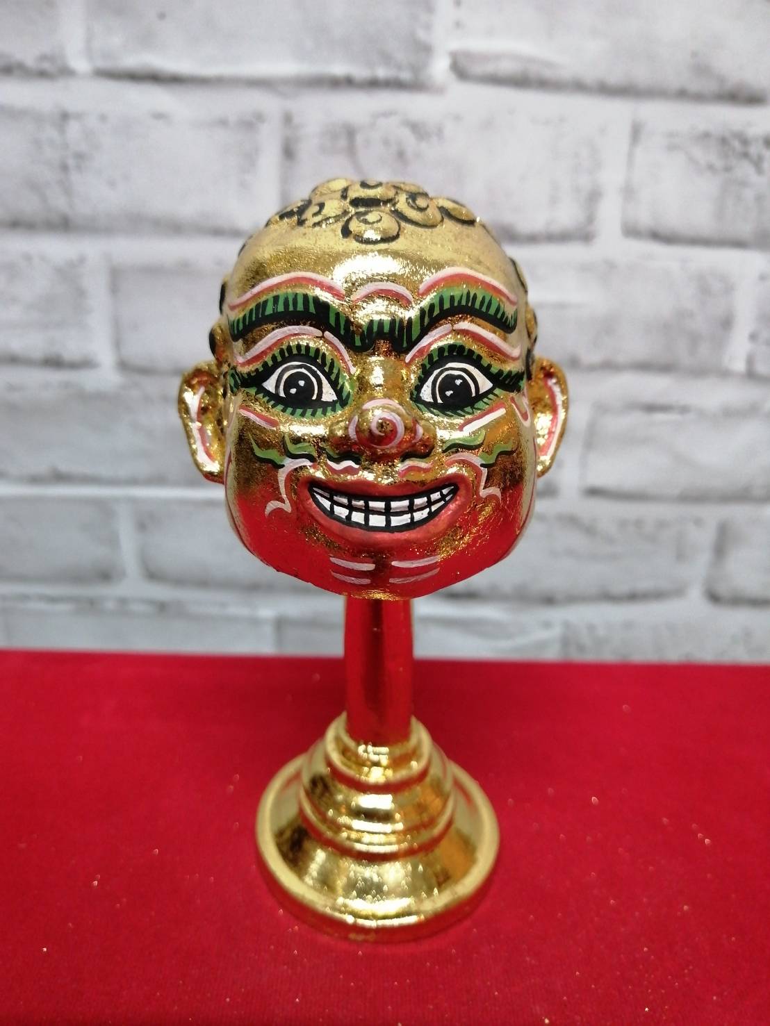 เศียรเจ้าเงาะ ขนาดเล็ก พร้อมฐานทอง