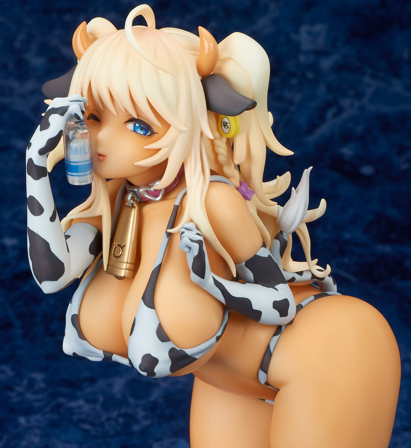 เปิดจอง : Bakunyuuusimusume Megu Ushio Illustrated