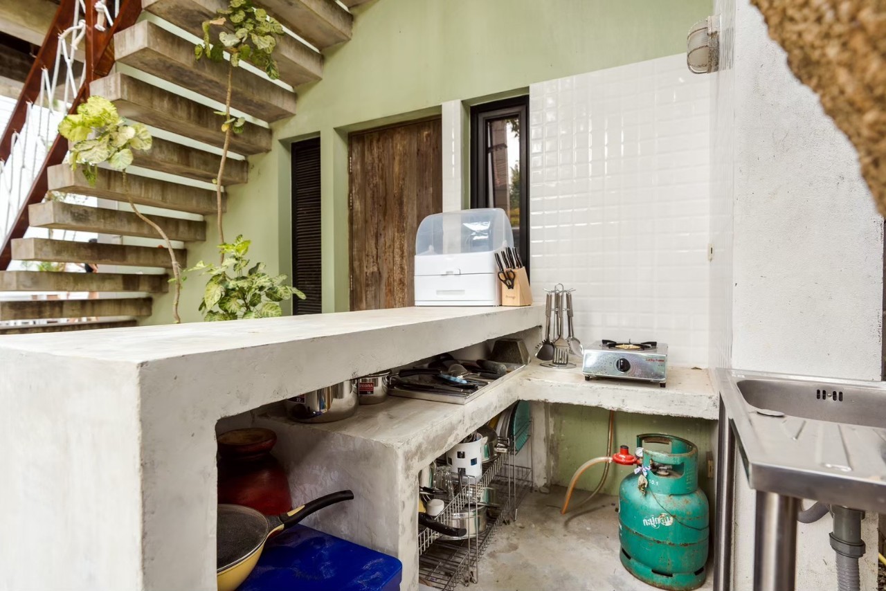 HR15075 บ้านพักติดหาดปราณบุรี The Banana Beach Villa Pranburi