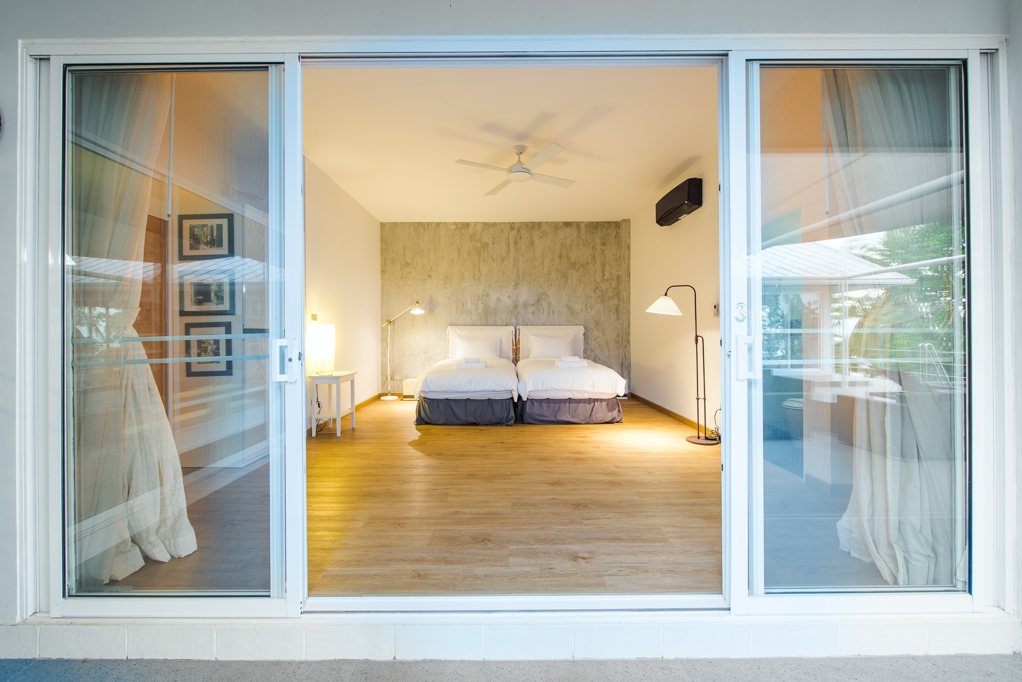 HR15044 บ้านพักติดทะเล กุยบุรี The Cozy Beach Villa