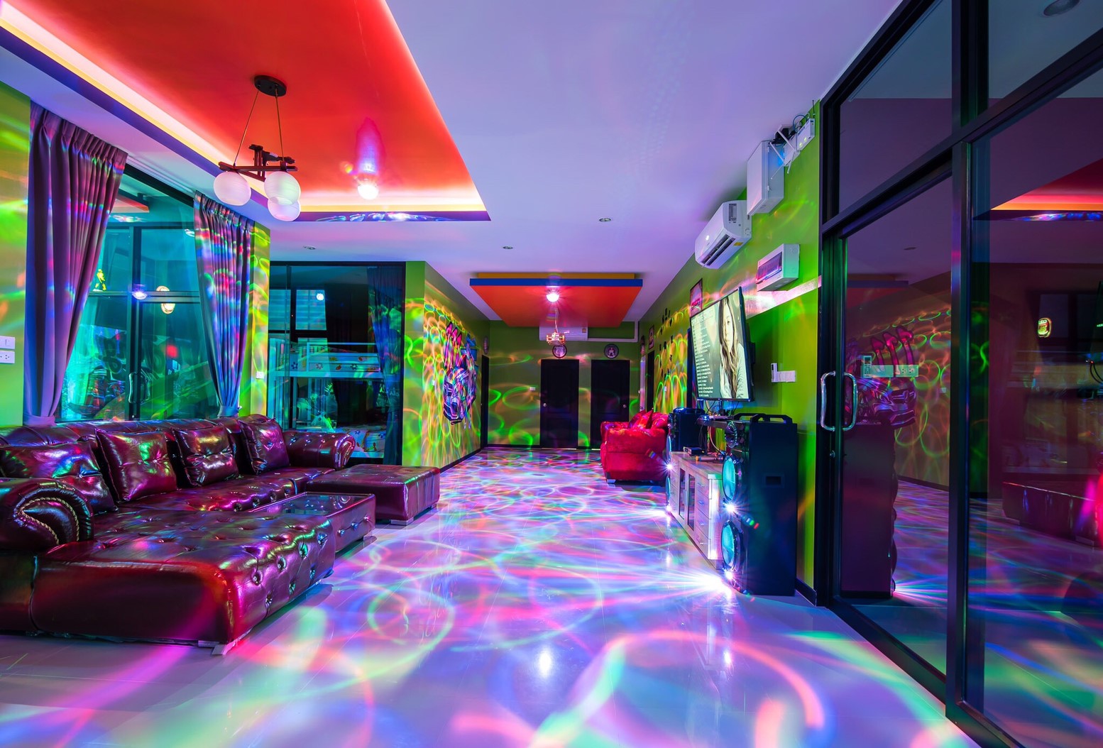 HR6007 บ้านพักชะอำ บ้านทริปเปิ้ล