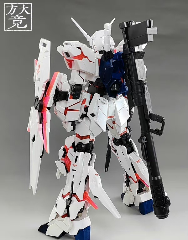 1/72 Unicorn+Transparent Armor Part[Fang Da Jing] กล่องชำรุด