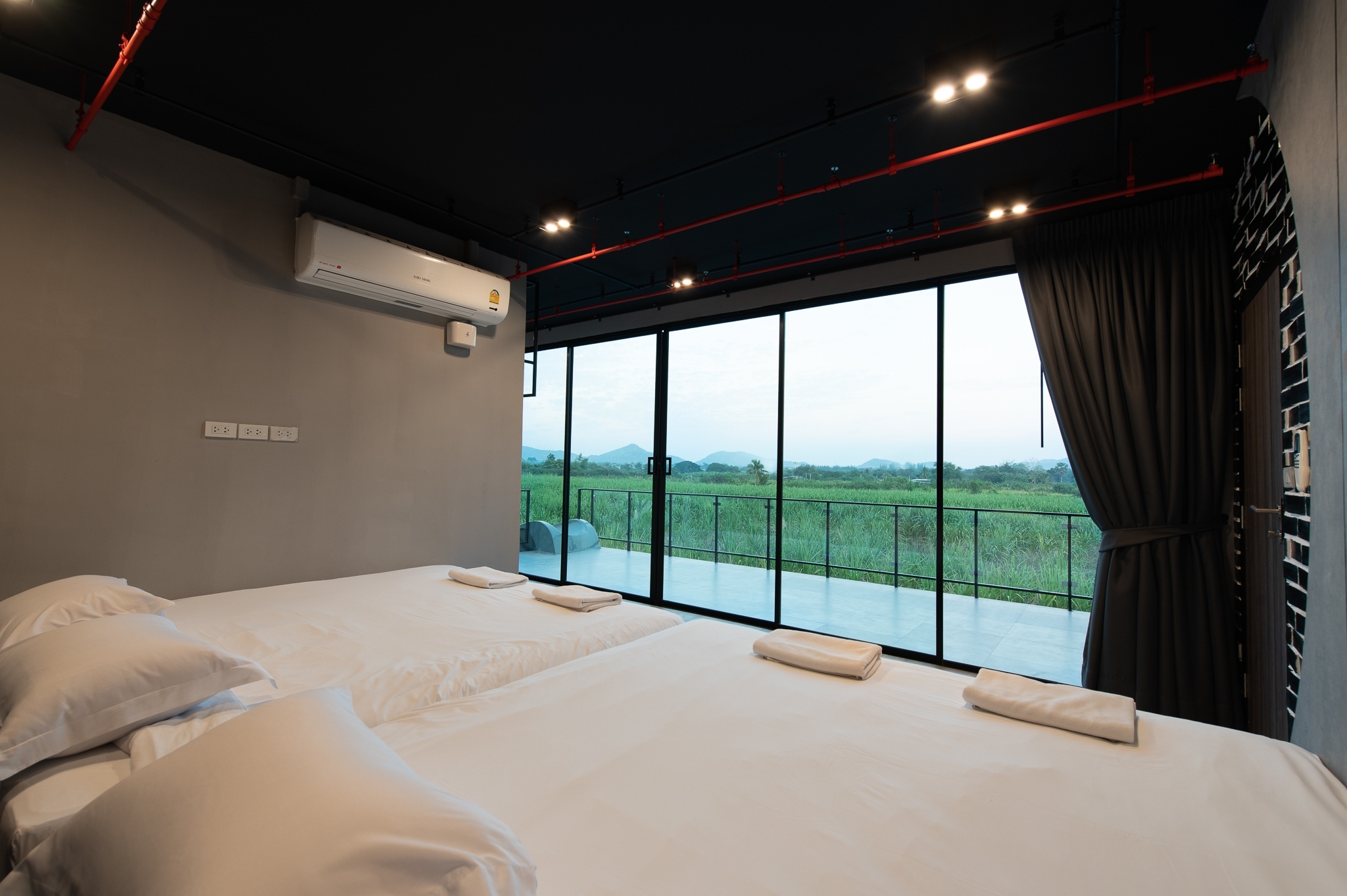 HR4042 บ้านพักหัวหิน บ้านโมเดิร์น สเปซ V.4