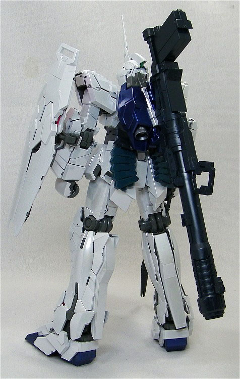 [PO]MG (005A) 1/100 RX-O Unicorn Gundam Ver. Ka Titanium Finish+ปืนกลคู่ 1 กระบอก+แผ่นรองตัด[005][โมจีนTT]