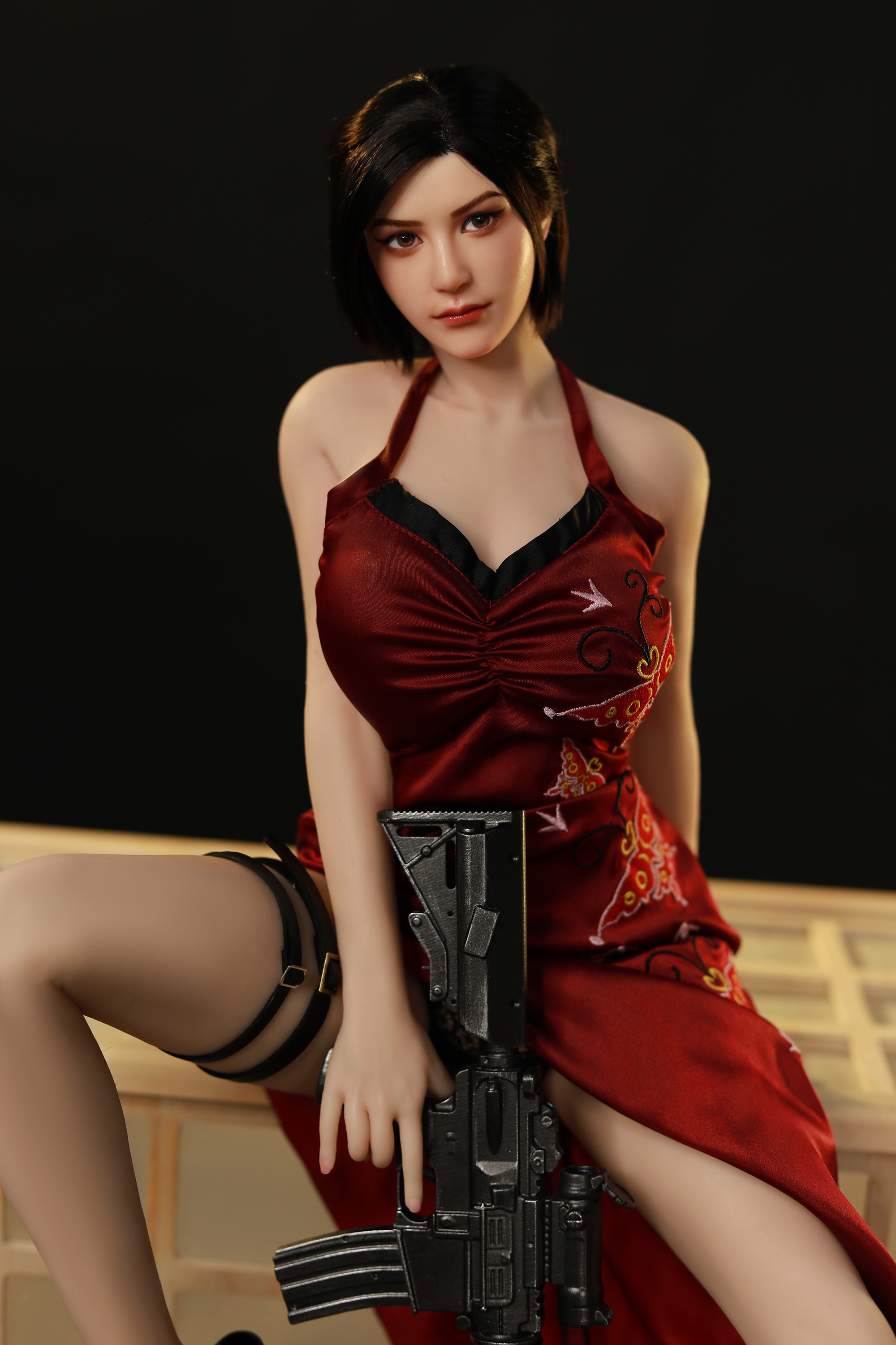 เปิดจอง : Ada Wong