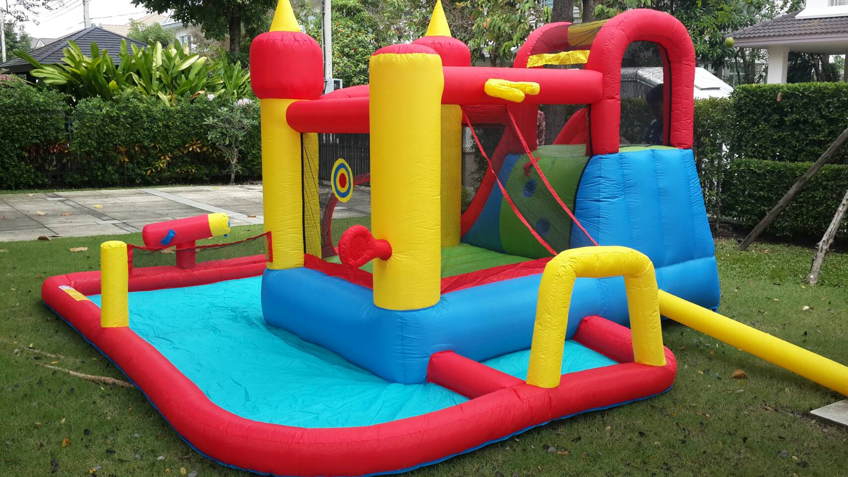 บ้านลมสวนน้ำแสนสนุก