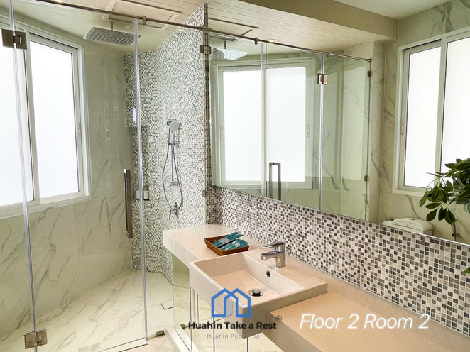 HR15040 บ้านพักหัวหิน The Luxe Dream Beach Villa Hua Hin