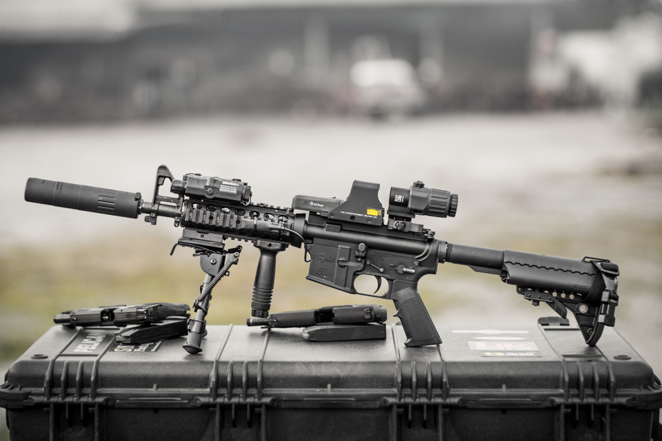 New.อุปกรณ์แต่งปืน M4 CMMG.22 ราคาพิเศษ
