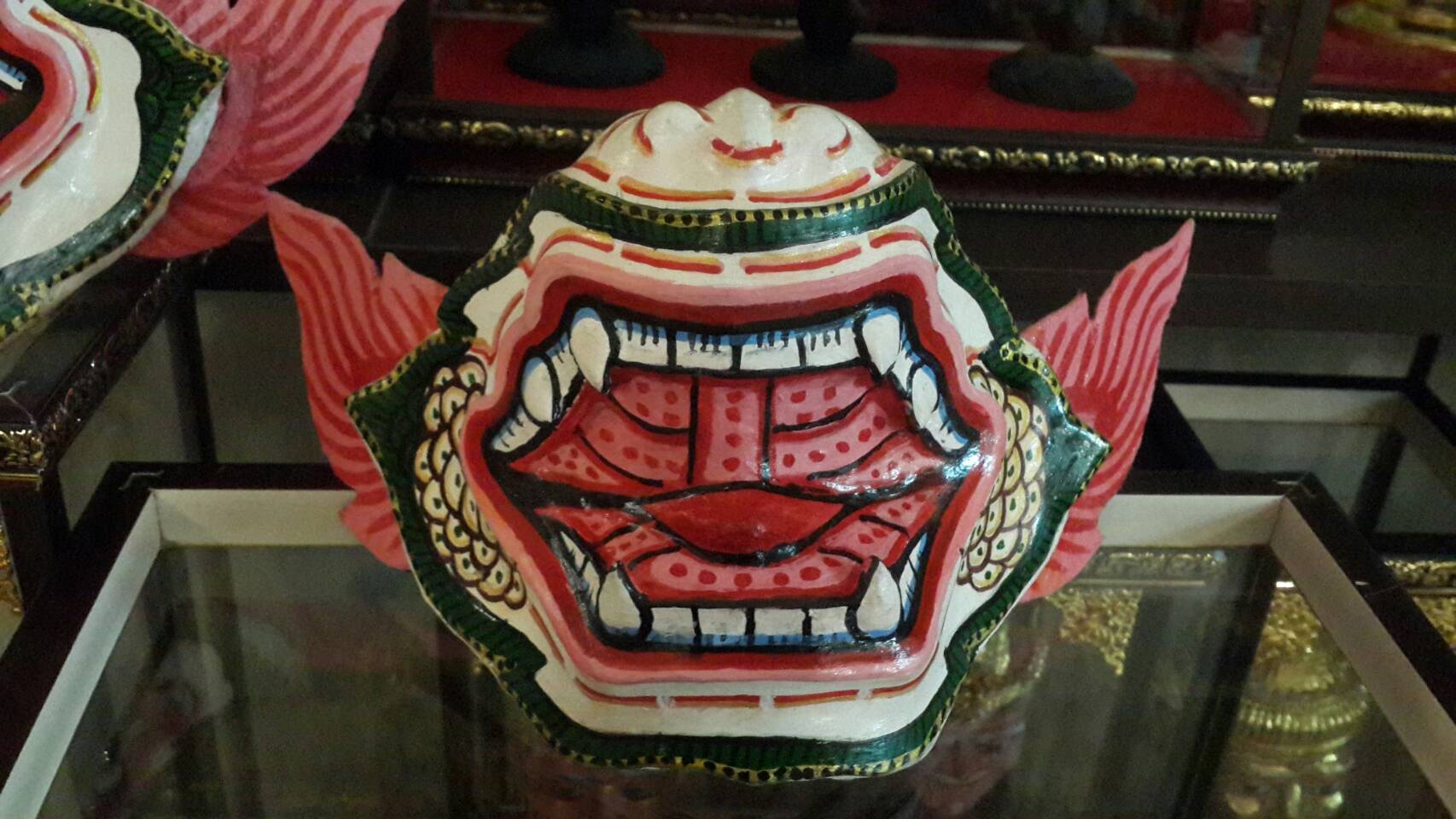 หน้ากาก ปากลิง