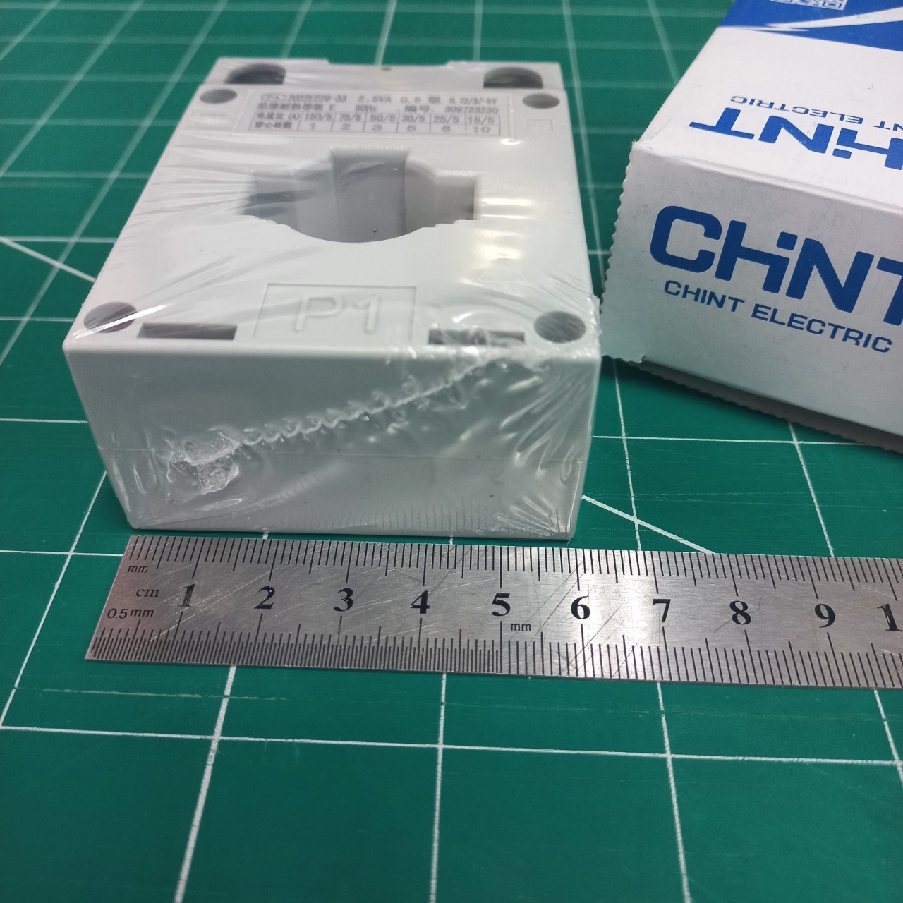 หม้อแปลงกระแสไฟฟ้า CT 150/5A CHINT BH-0.66 30I Class 0.5 Current Transformer