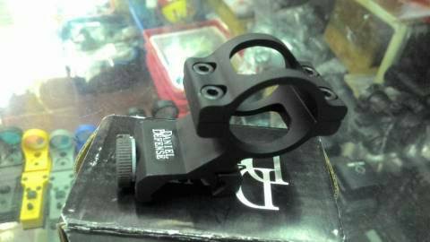 New.Daniel Defense Offset Flashlight Mount (BK) ราคาพิเศษ