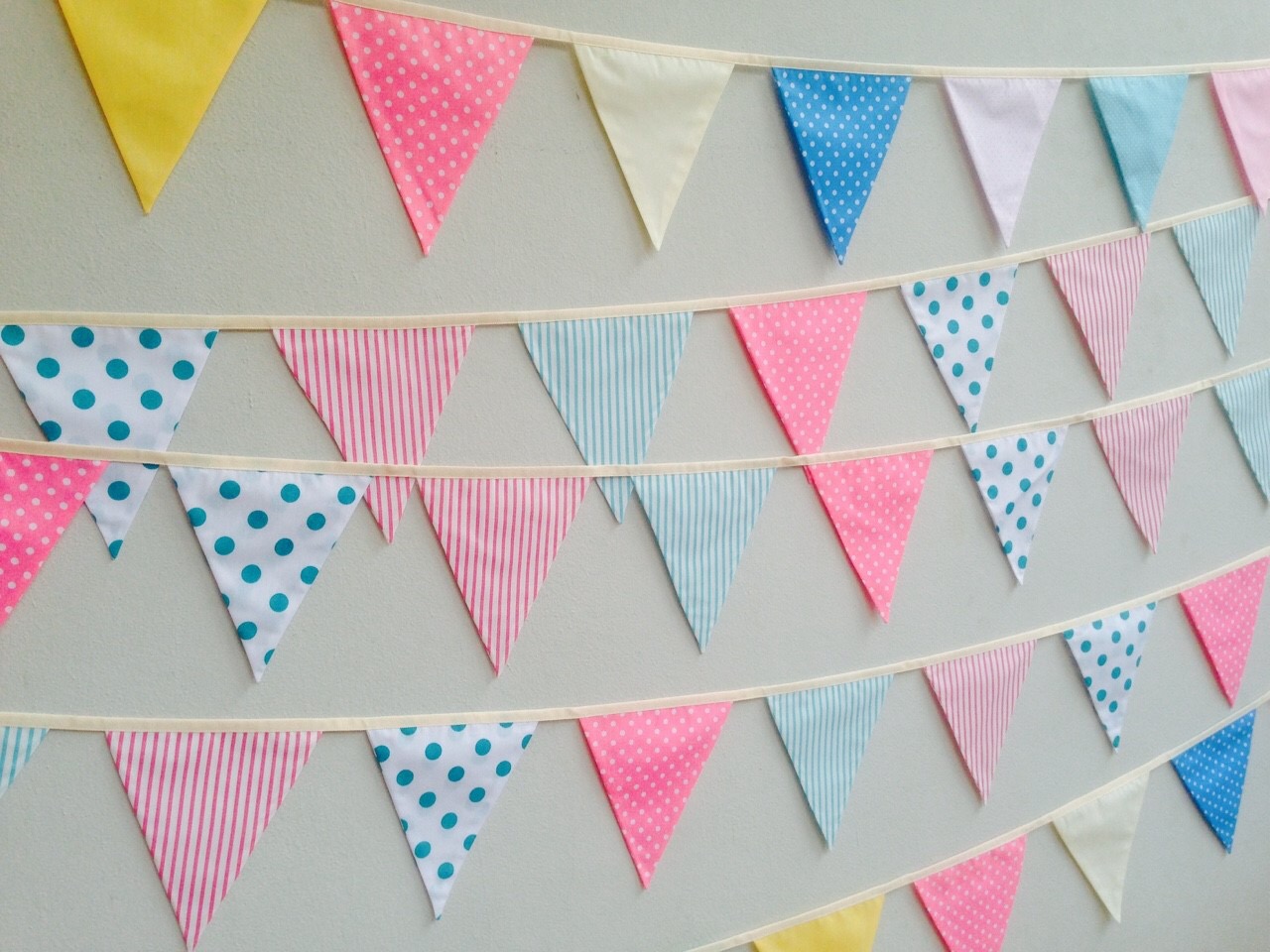 ธงออกร้าน