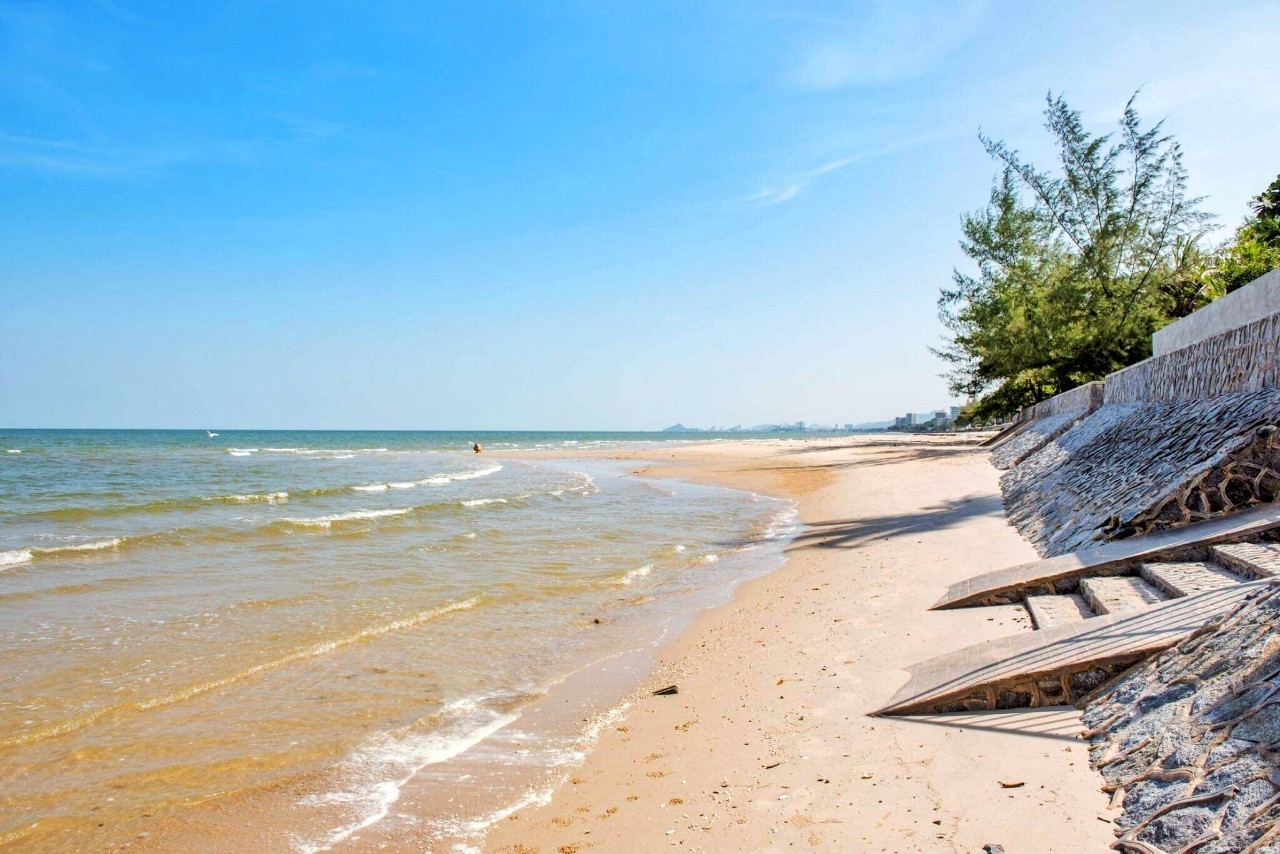 HR15028 บ้านพักหัวหิน บ้านเดอะคลาส บีช วิลล่า