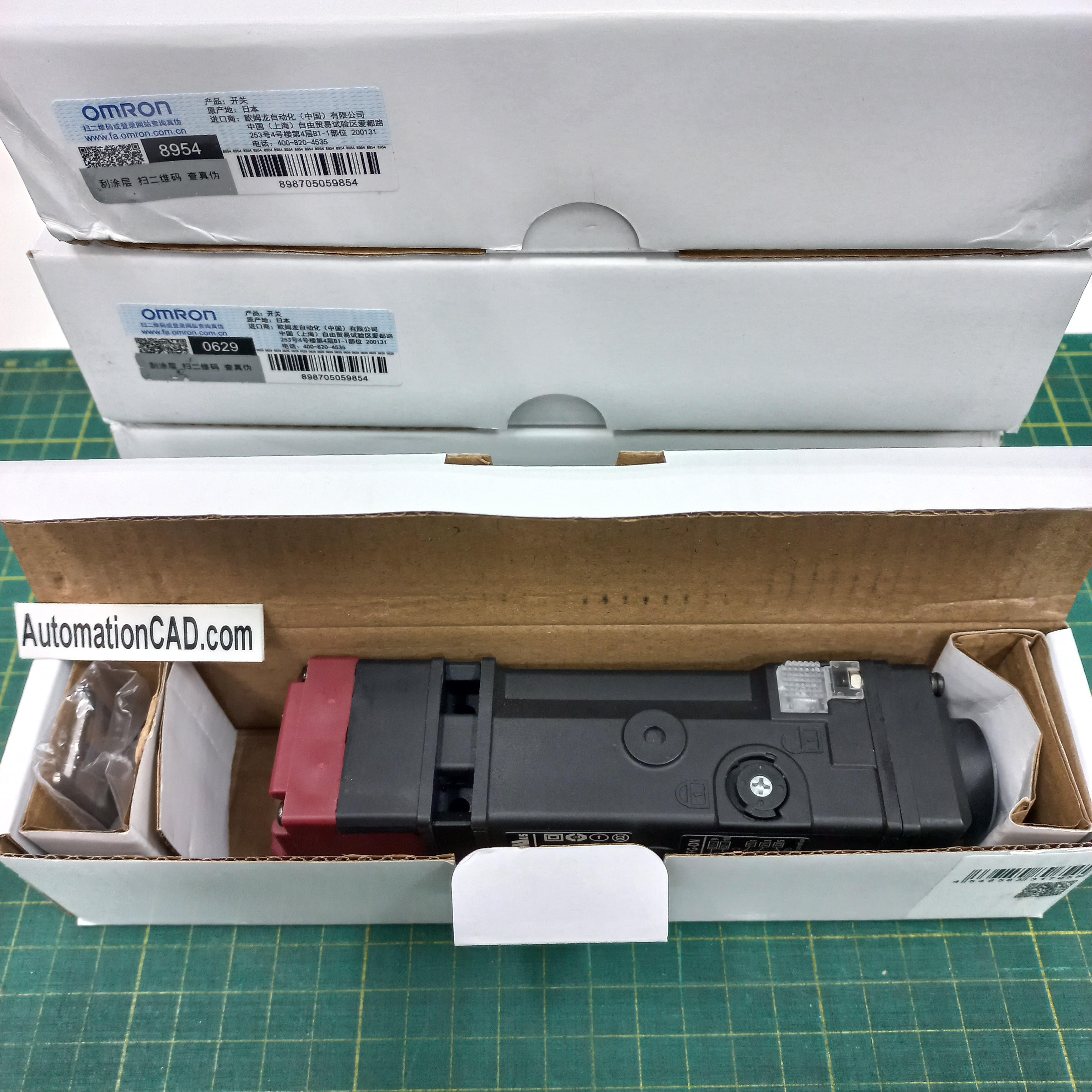 DOOR SWITCH OMRON, SAFETY DOOR SWITCH OMRON เซฟตี้สวิทช์ รุ่น D4SL-N4NFG-DN