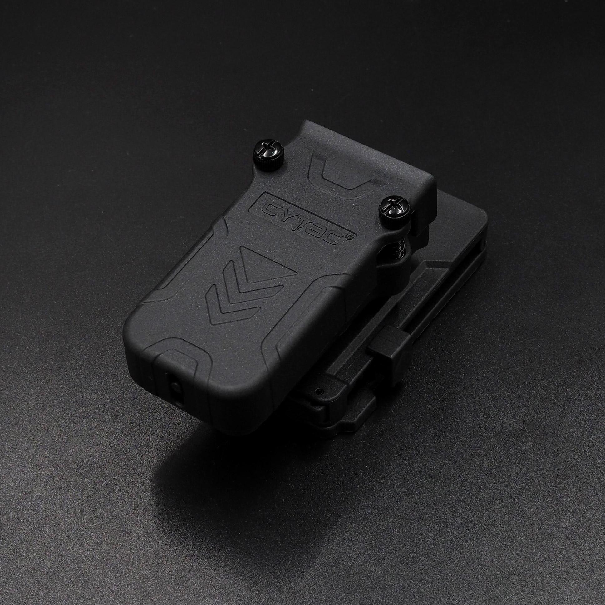 New.ซองแม็กกาซีนเดี่ยว Cytac ( UNIVERSAL SINGLE MAGAZINE POUCH ) ♦️ผลิตจาก Polymer เกรดคุณภาพ แข็งแรงทนทาน ♦️ใช้งานได้กับแม็กหลากหลายรุ่น ( ตามตารางแนบ ) ♦️สามารถปรับใช้ได้กับขนาด 9MM, .40, .45 Caliber ทั้งแม็กแถวเดี่ยวและแถวคู่ ( Sin