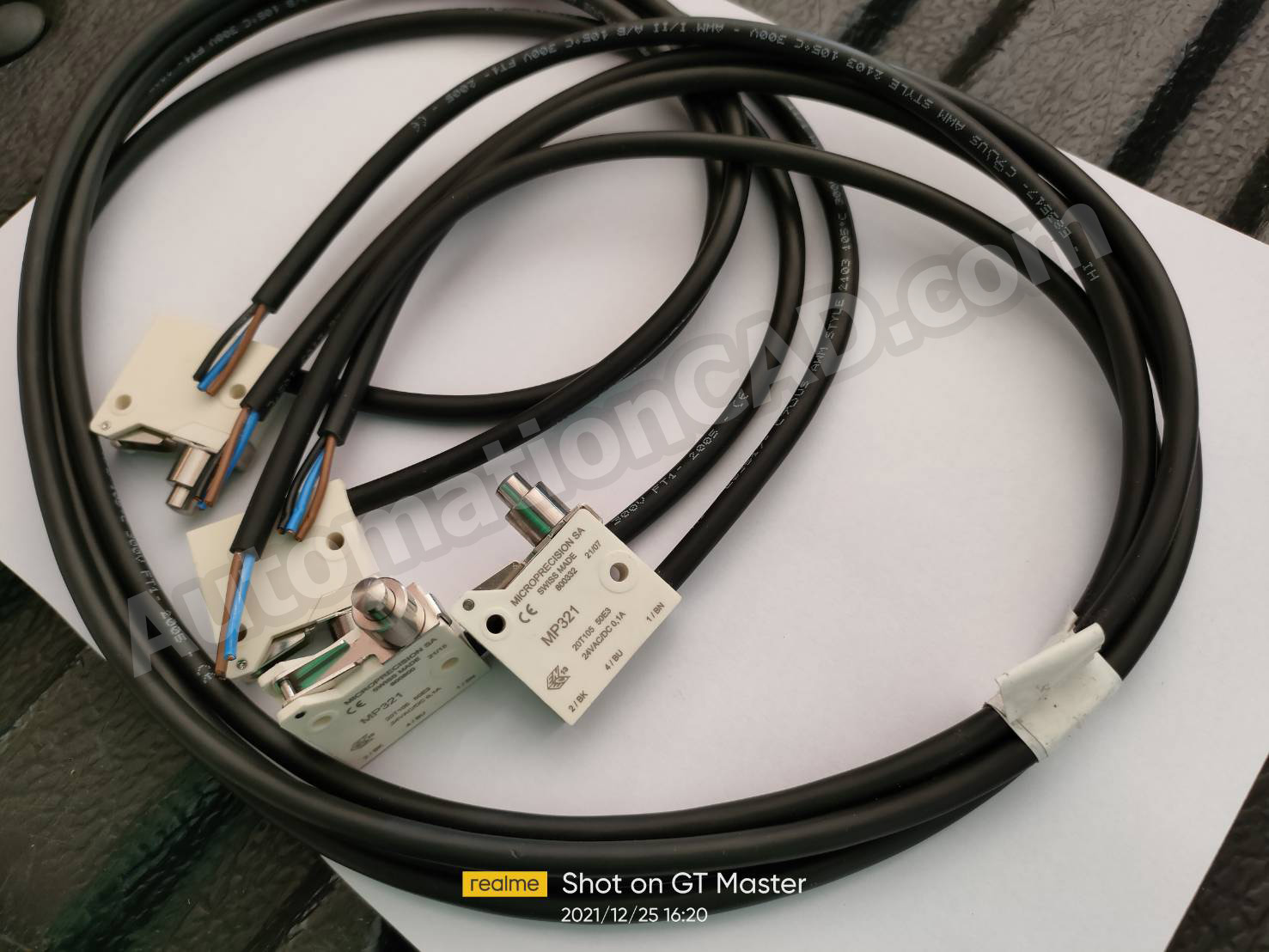 MICROPRECISION ลิมิตสวิทช์ MP321 ไฟ 24 VAC/DC 0.1A สายยาว 1 เมตร Micro Switchs