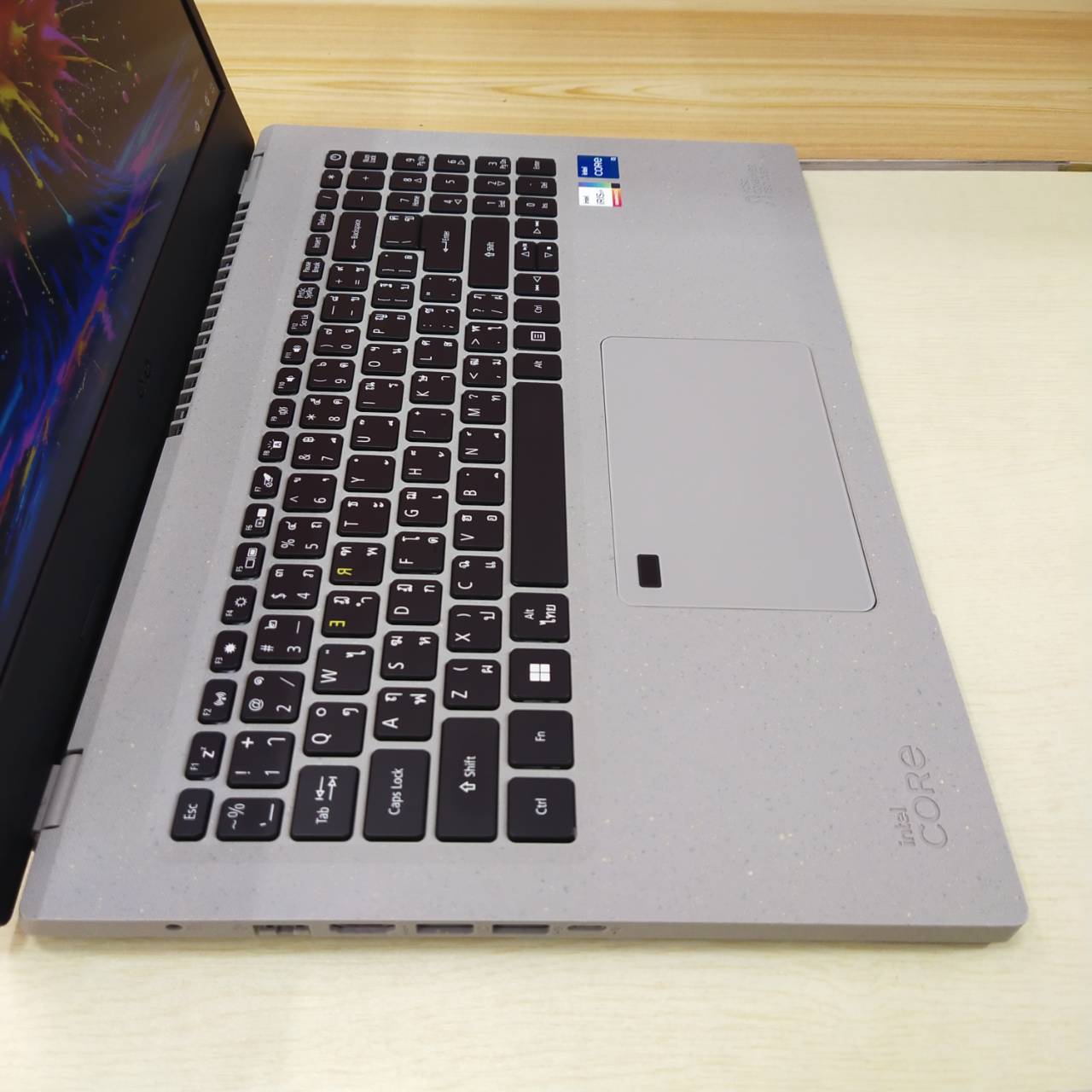 ACER ASPIRE VERO AV15-51-518U สภาพเครื่อง 85%