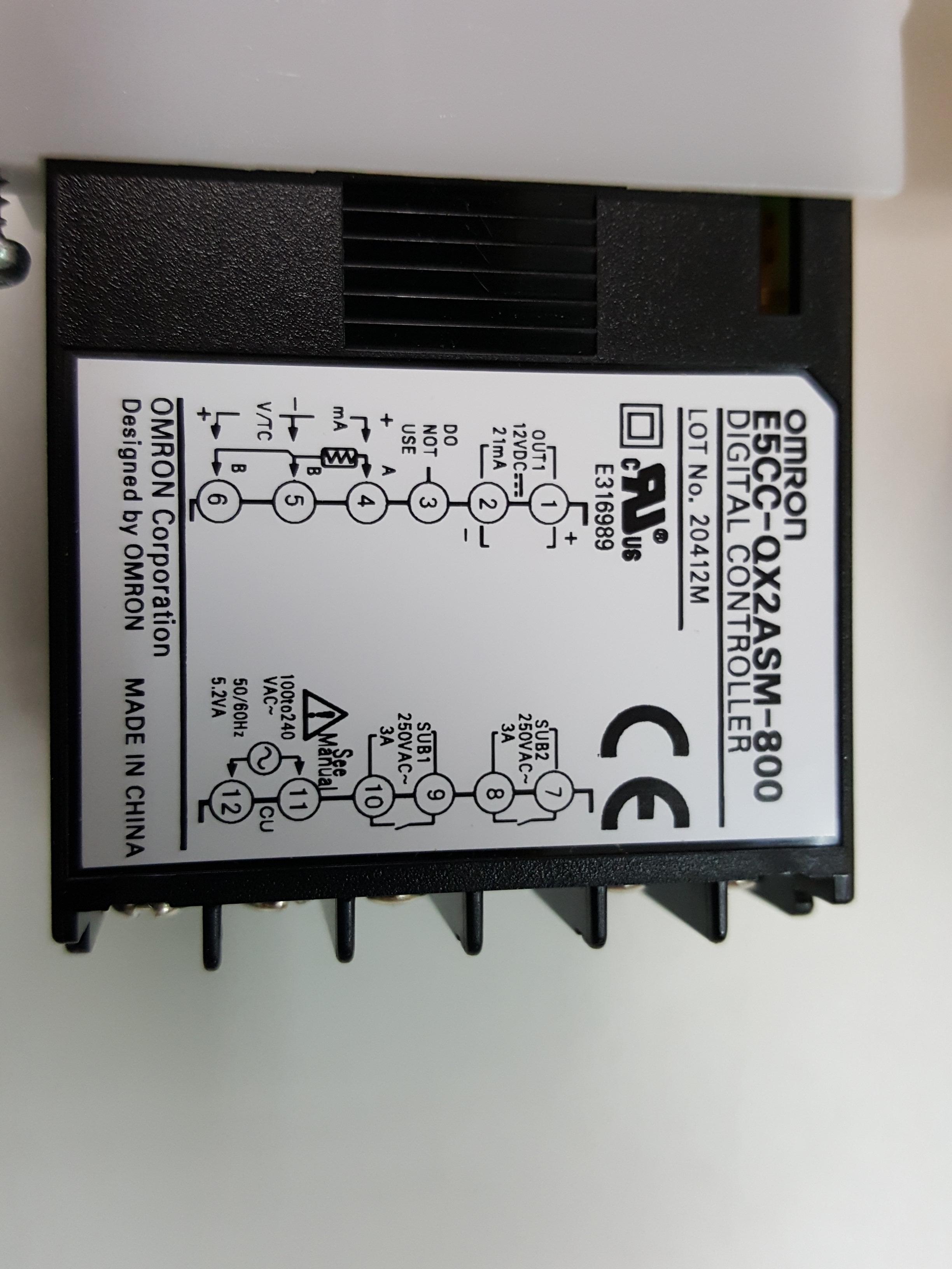 Temperature Controller E5CC-RX2ASM-800