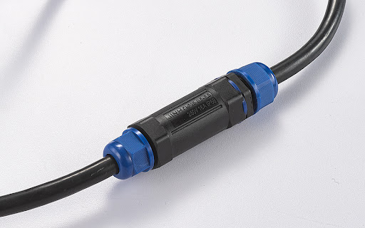 ข้อต่อสายไฟกันน้ำ ใช้กับสายไฟฟ้า เบอร์ 0.5 ถึง1.5 mm² 3 เส้น แบบขันน็อต