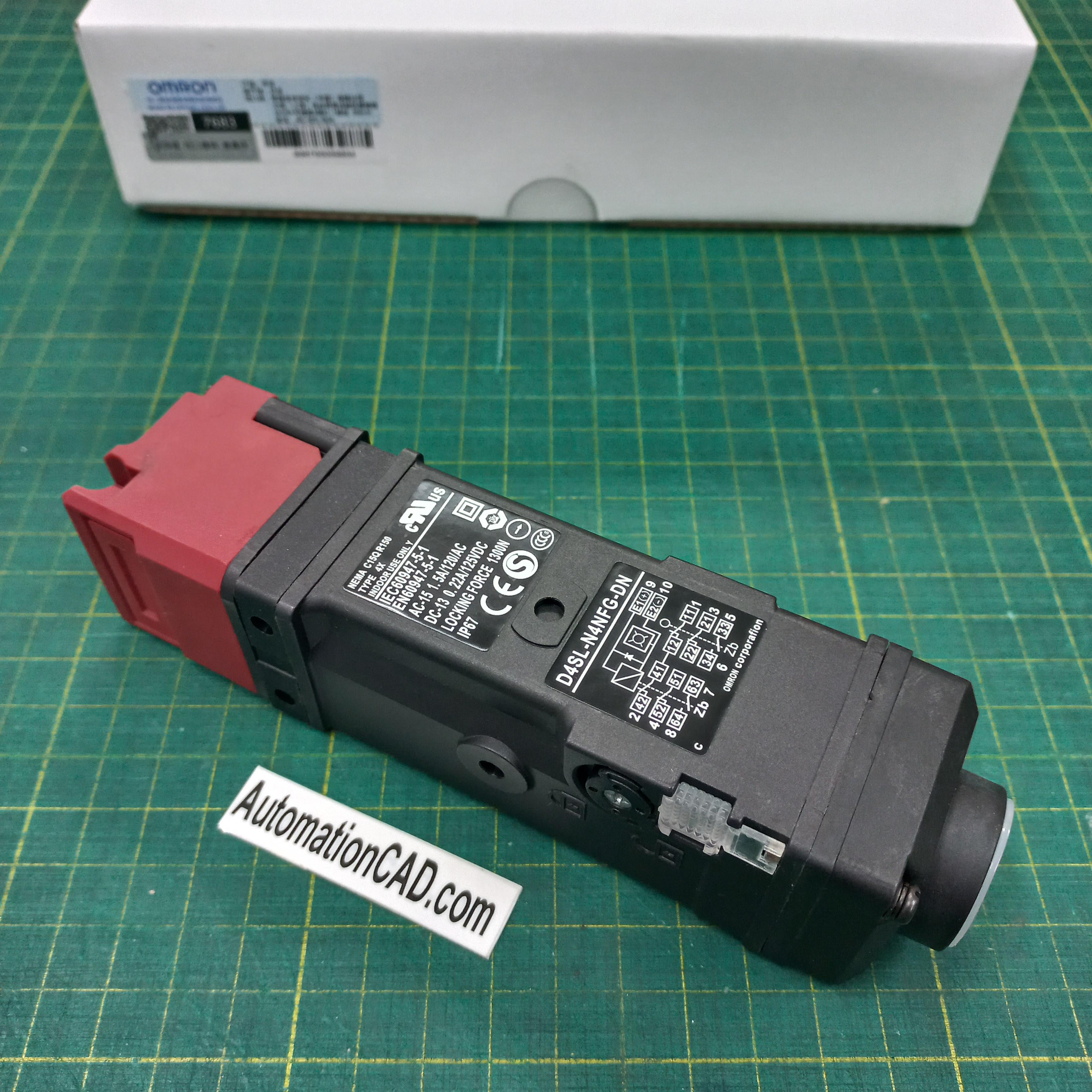 DOOR SWITCH OMRON, SAFETY DOOR SWITCH OMRON เซฟตี้สวิทช์ รุ่น D4SL-N4NFG-DN