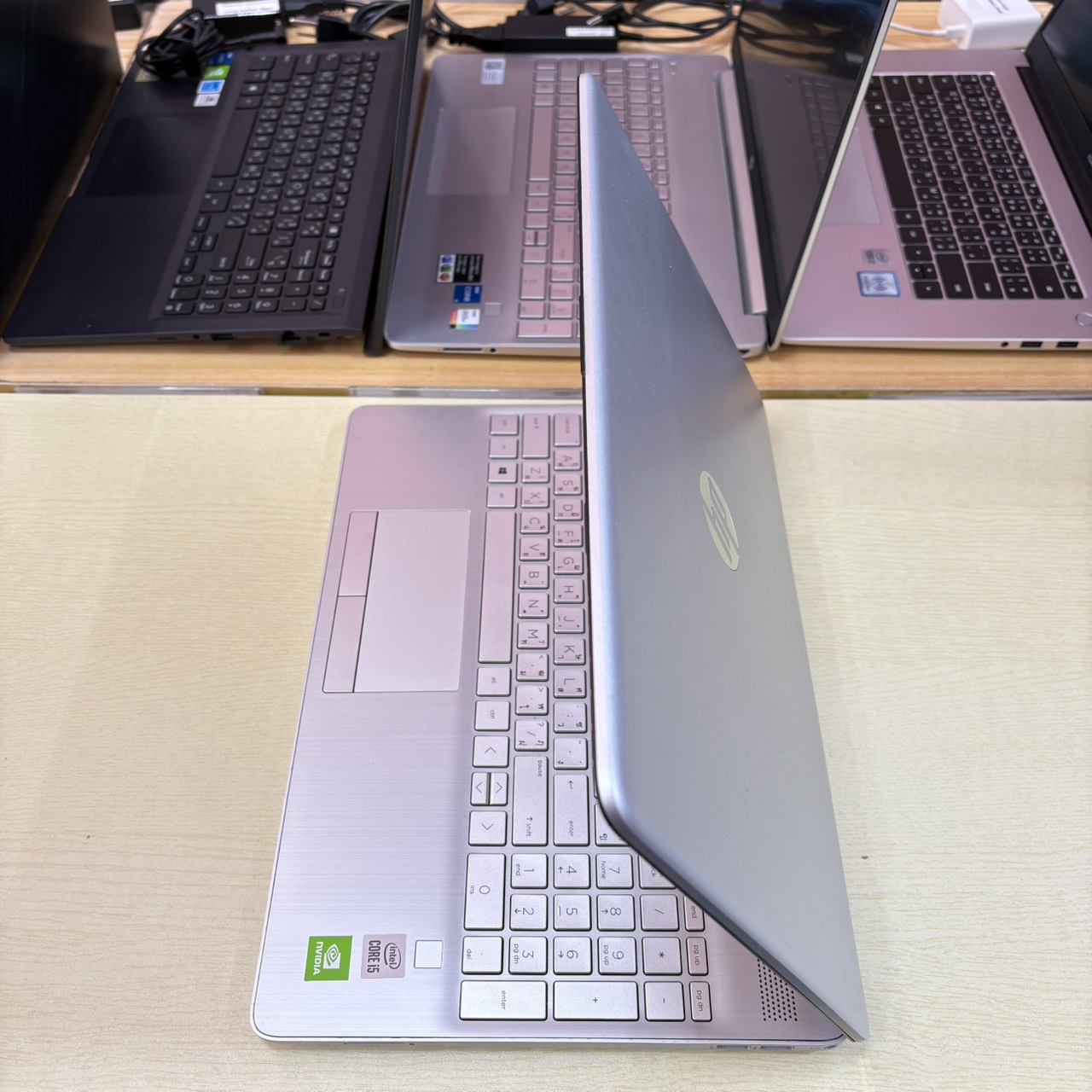 HP 15S – DU2057TX สภาพเครื่อง 85%