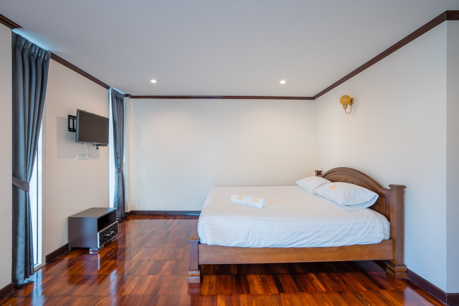 HR15067 บ้านพักใกล้ทะเลชะอำ The Great Beach Pool Villa Cha Am