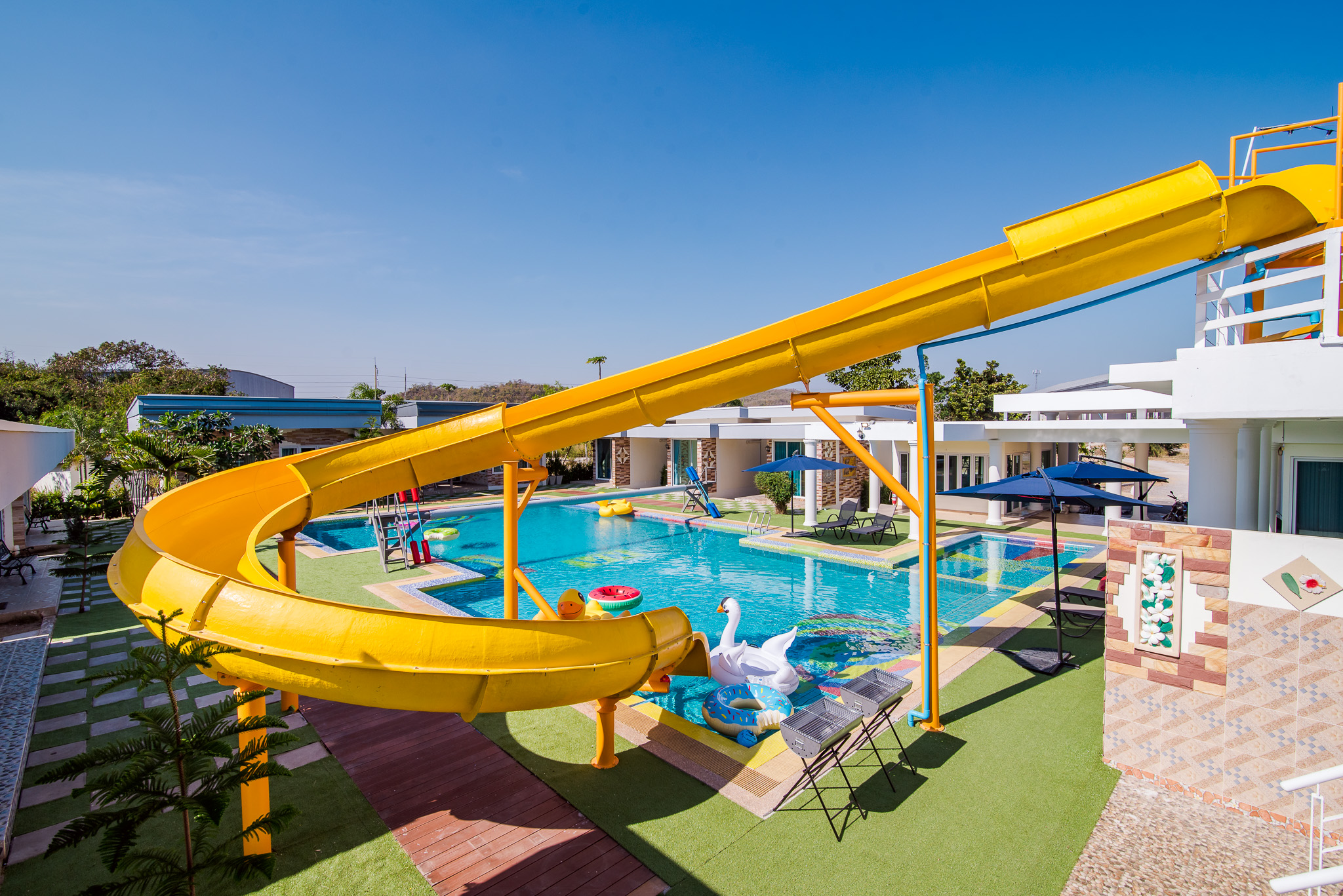 HR14001 บ้านพักหัวหิน บ้านไจแอนท์ พูลวิลล่า