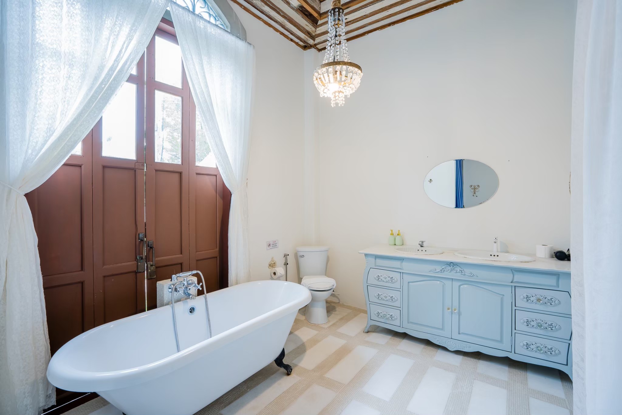 15086 บ้านพักติดทะเล De Pranburi beach villa