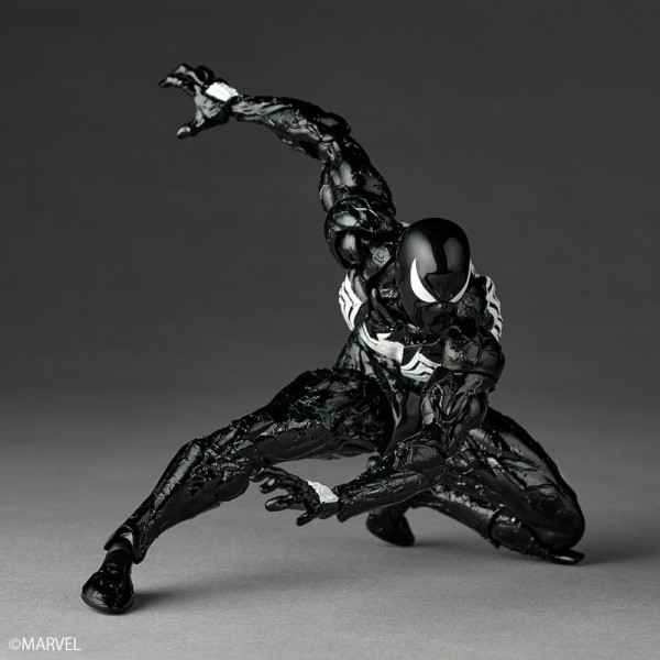 เปิดจอง : Revoltech Amazing Yamaguchi Symbiote Spider-Man
