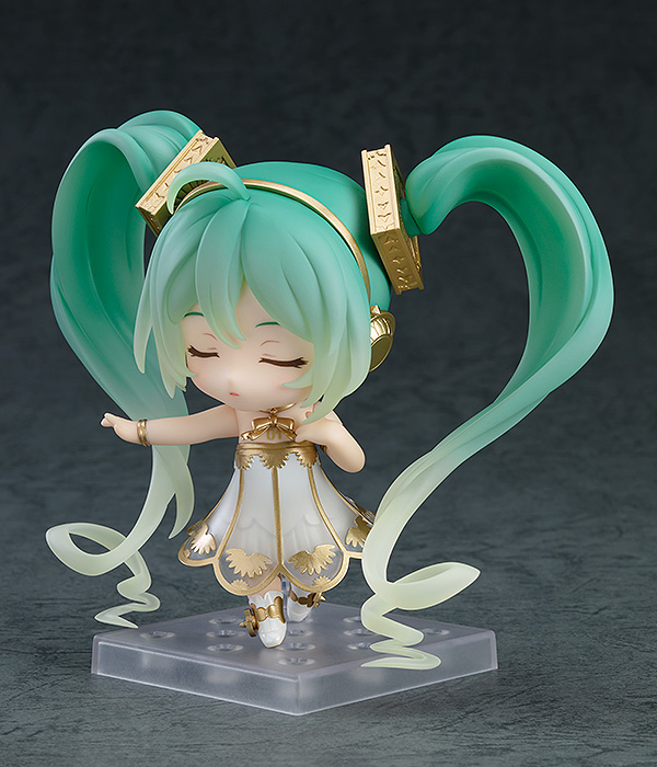 เปิดจอง : Nendoroid Hatsune Miku: Symphony 5th Anniversary Ver.