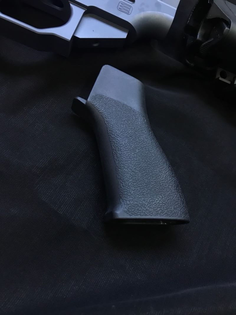 EMG SALIENT ARMS LICENSED SAI GBB KIT FOR MARUI MWS (shot) EMG Salient Arms Licensed SAI GBB Kit for Marui MWS (Long) Suitable for Tokyo Marui MWS Series Airsoft Gas Blow Back GBB Rifle Package Include: Guns Modify CNC Aluminum Body (Cerakote) Long Railed