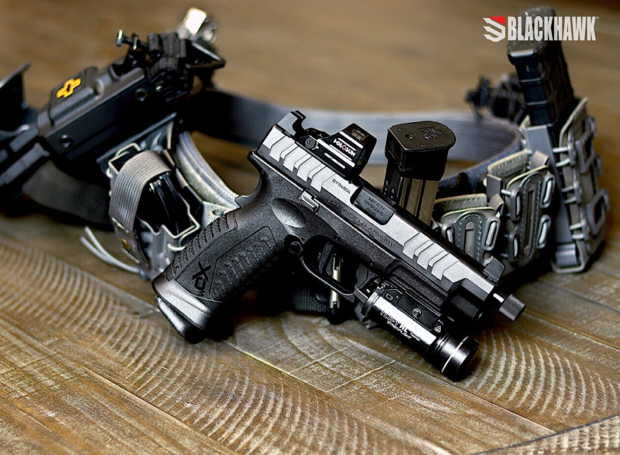 New.ซองปืน Blackhawk OMNIVORE ( Omnivore Multift Holsters ) ⚓ ซองปืนปลดล็อคนิ้วโป้ง ( Level 2 ) ⚓ ใช้กับปืนพกได้มากกว่า 150 รุ่น ( ตามตาราง ) ⚓ ใช้ยึดแบบเพลทเหน็บหรือร้อยเข็มขัดได้ 📌 ใช้คู่กับไฟฉาย Streamlight TLR-1 & TLR-2 (