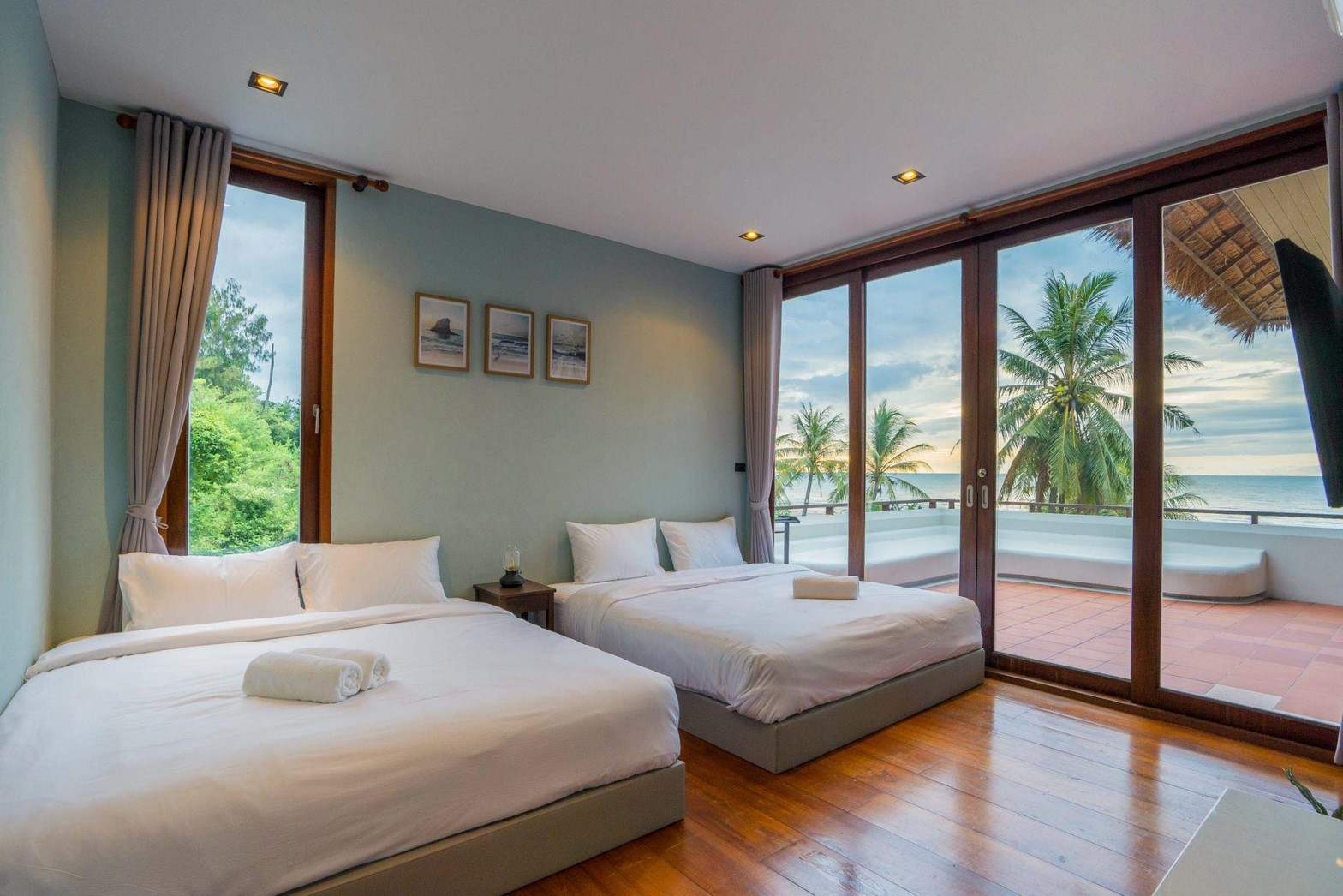 HR15061 บ้านพักติดทะเล The Pamila Beach Villa Kuiburi