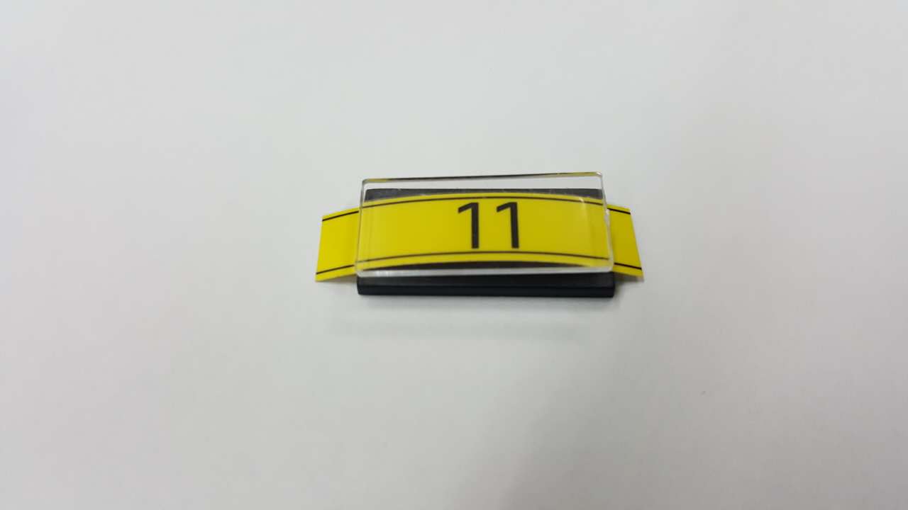 เนมเพลท ป้ายชื่อปุ่มกด Nameplate 25mm. อักษร 1 แถว