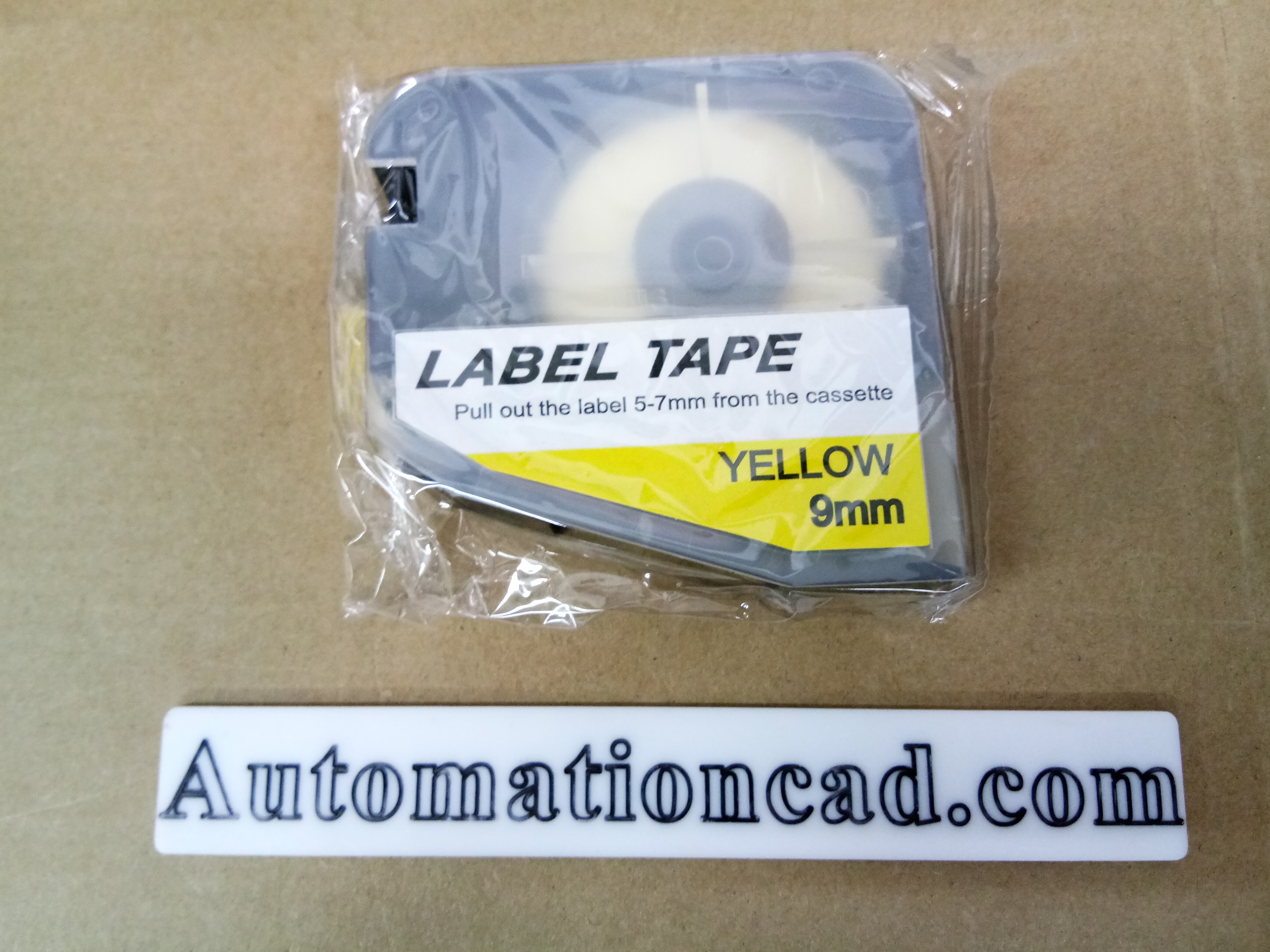 สติ๊กเกอร์ Label เหลือง 9 mm. ใช้กับเครื่องพิมพ์ฮอตมาร์ค L-mark รุ่น LK-320