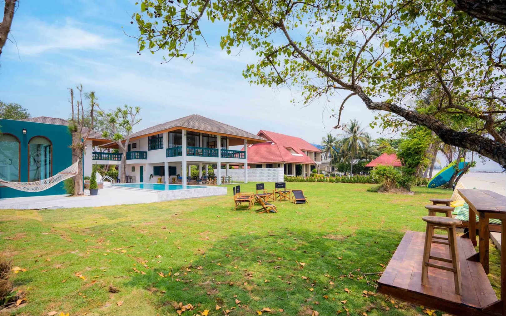 HR15050 บ้านพักติดทะเล The Century Beach Villa Cha Am
