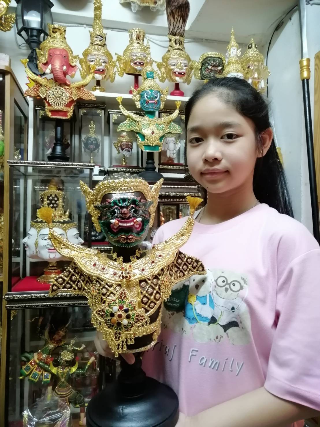 หุ่นพระพิราพ พร้อมฐานไม้สีดำ