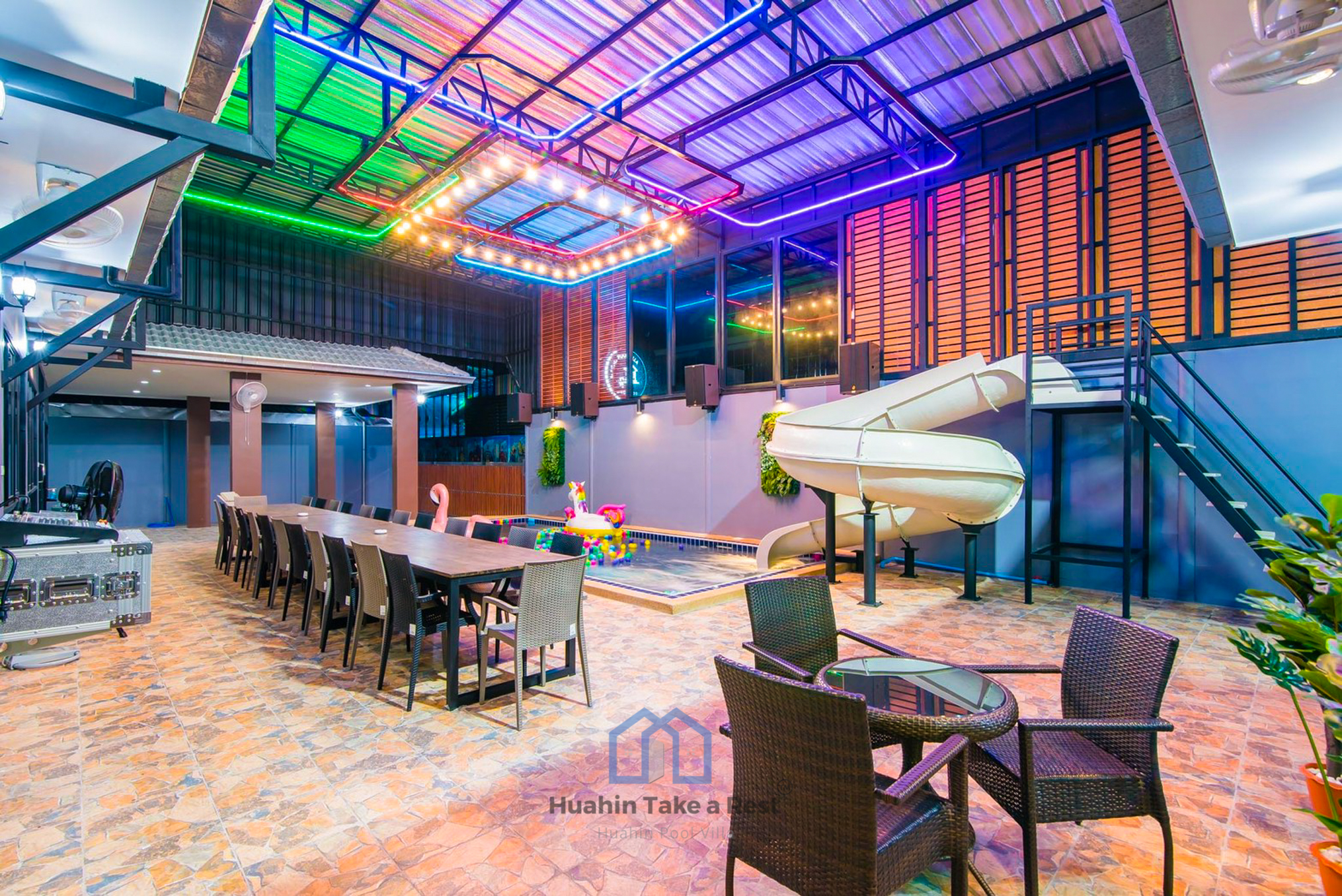 HR6017 บ้านพักชะอำ บ้านพีพี พูลปาร์ตี้