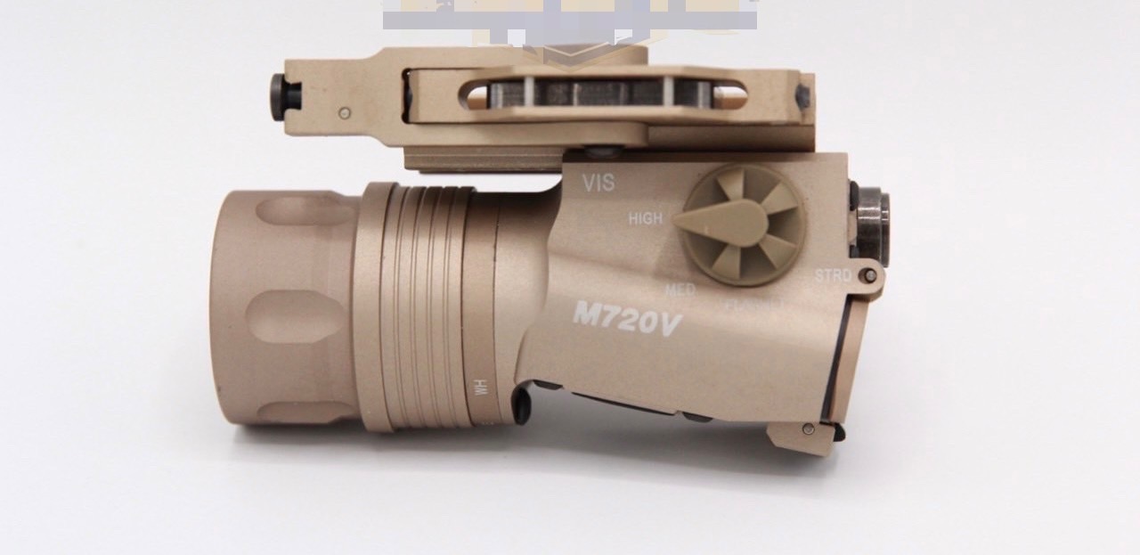 ไฟฉายติดปืน ยี่ห้อ Surefire รุ่น M720V รหัสสินค้า SKU-01805