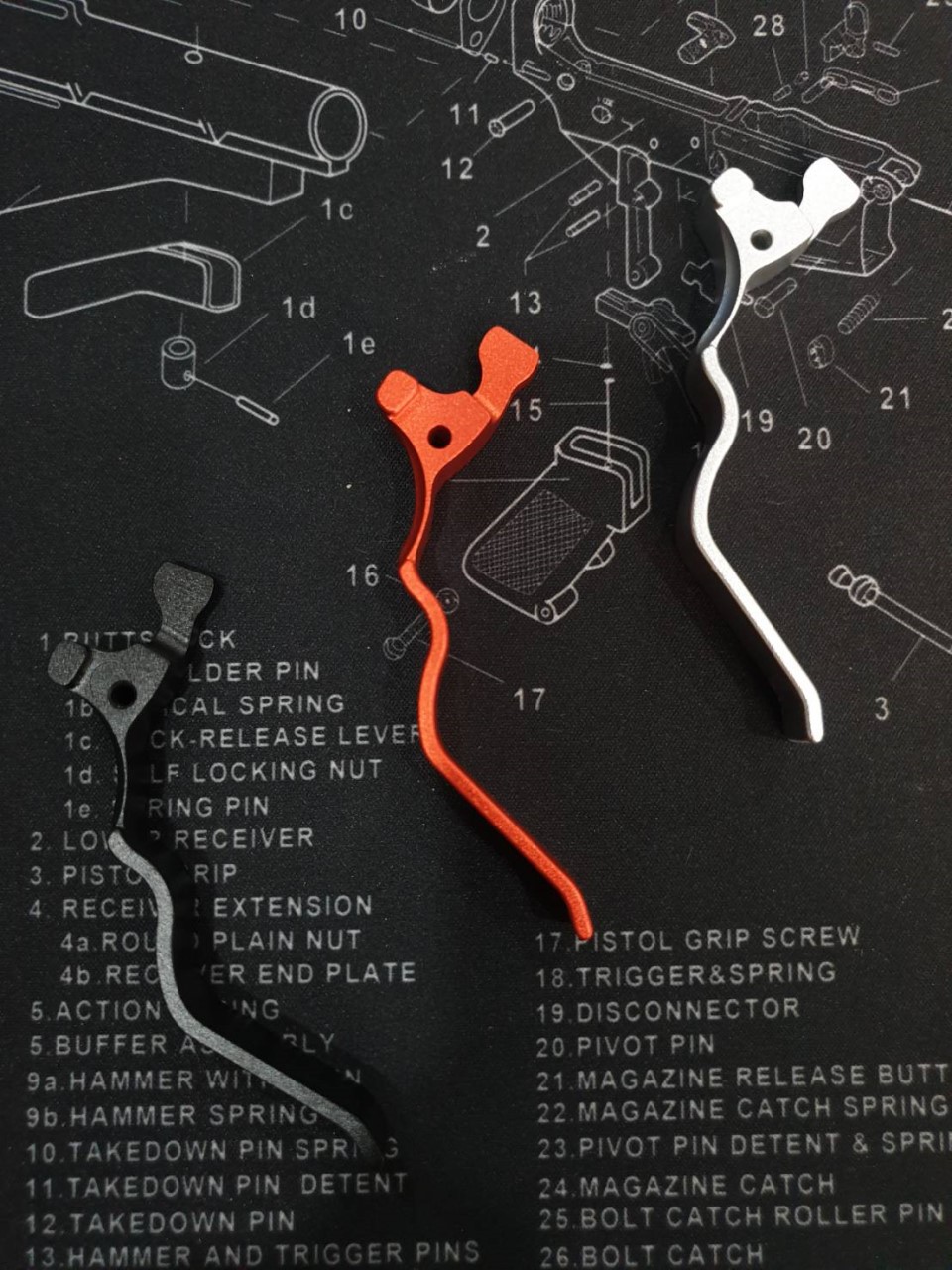 🔥🔥 สินค้าใหม่เข้ามาแล้วคะ 💥💥 ตัวปลดแม็ก Ruger 10/22 ( Extended Magazine release ) - ผลิตจากอลูมิเนียมเกรดคุณภาพ - ผ่านการ CNC และทำสี Anodized - ใช้สำหรับเปลี่ยนตัวปลดแม็กกาซีนของ Ruger 10/22 จากเดิม ตัวสั้นเป็นตัวยาว - สะด