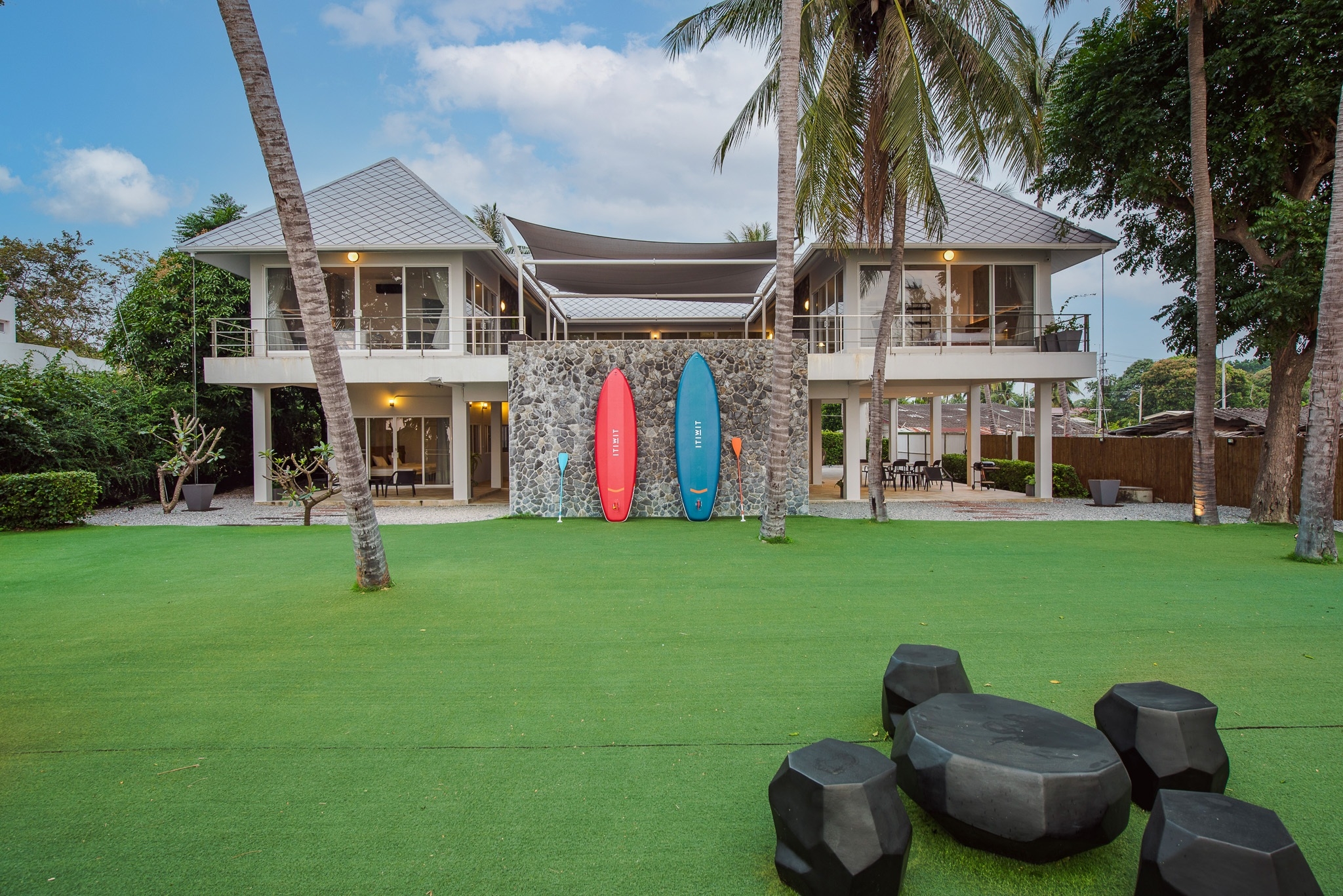 HR15044 บ้านพักติดทะเล กุยบุรี The Cozy Beach Villa