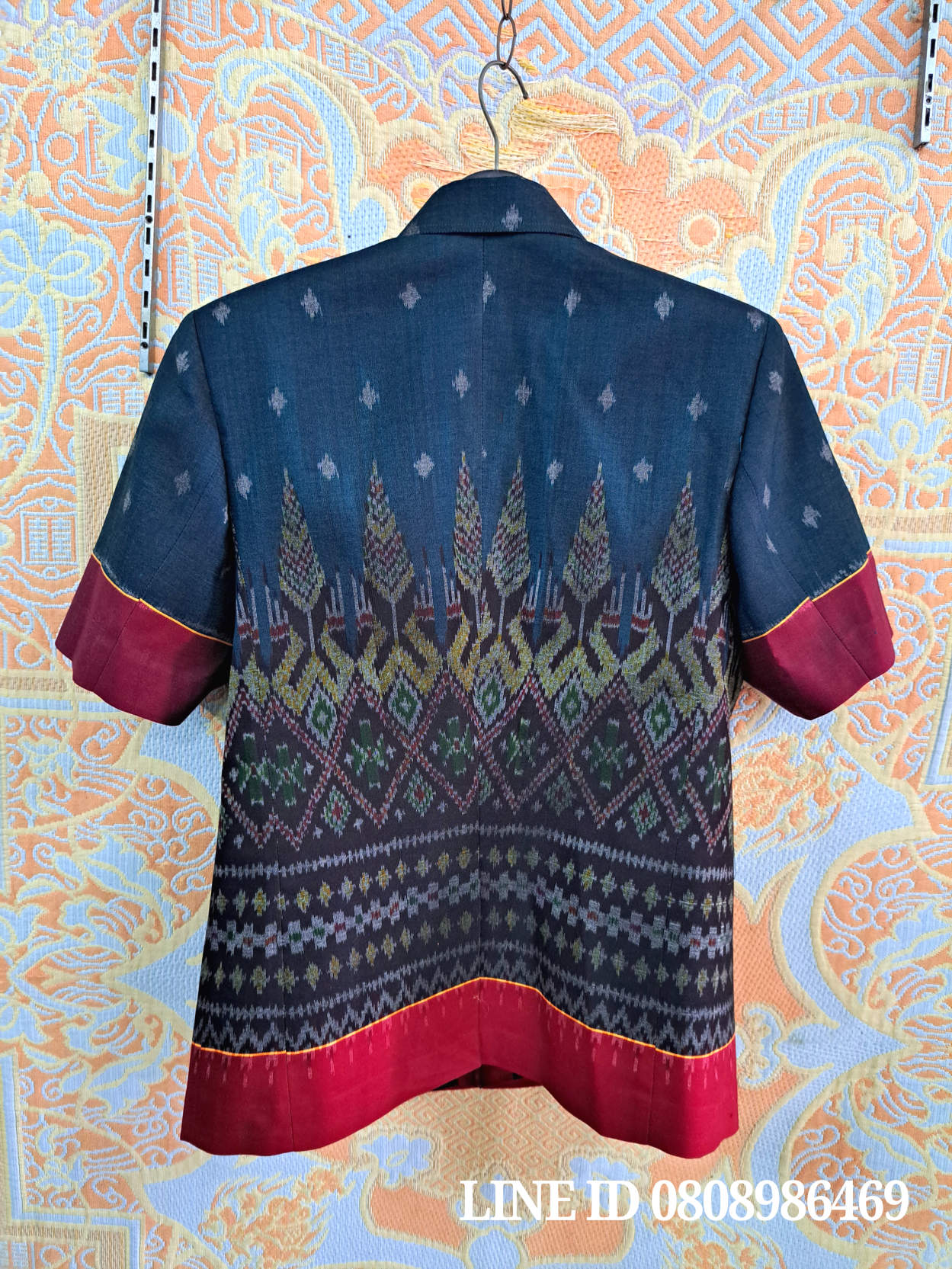 เสื้อสูทชายผ้าฝ้ายมัดหมี่แท้มัดหมี่ตีนแดงทอมือ เสื้อสูทชายฝ้ายแท้ สูทผ้าไทยชาย ซาฟารีผ้าไหมชาย สูทผ้าฝ้ายมัดหมี่ตีนแดง,สูทผ้าไทย ซาฟารีชาย ตามภาพ L