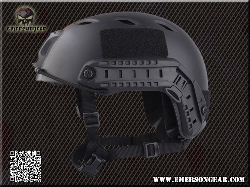 หมวกฟาสกระจก สีพื้น 1,500 สีพราง 1,700 บาท