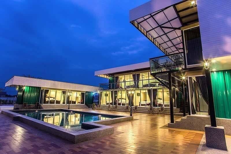 HR 10100 เดอะแกรน ชะอำ