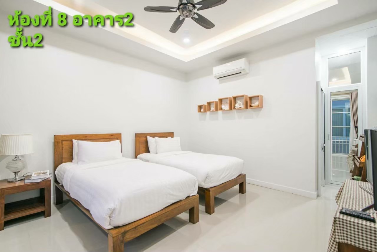 HR15045 บ้านพักติดทะเล The Moon Beach Villa